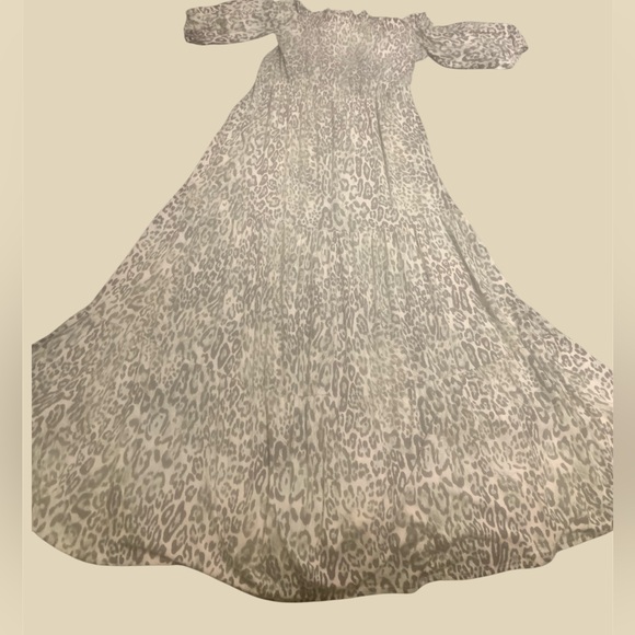 NWOT Gray Animal Print Maxi Dress Sz Large - Picture 12 of 13